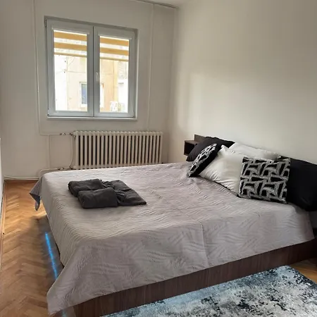 Modern 2br Karpos With Private Parking