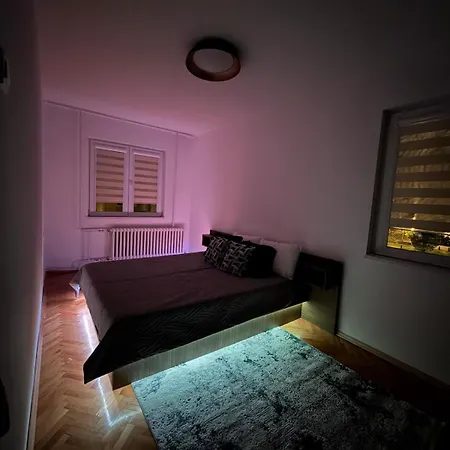 Апартаменты Modern 2br Karpos With Private Parking *